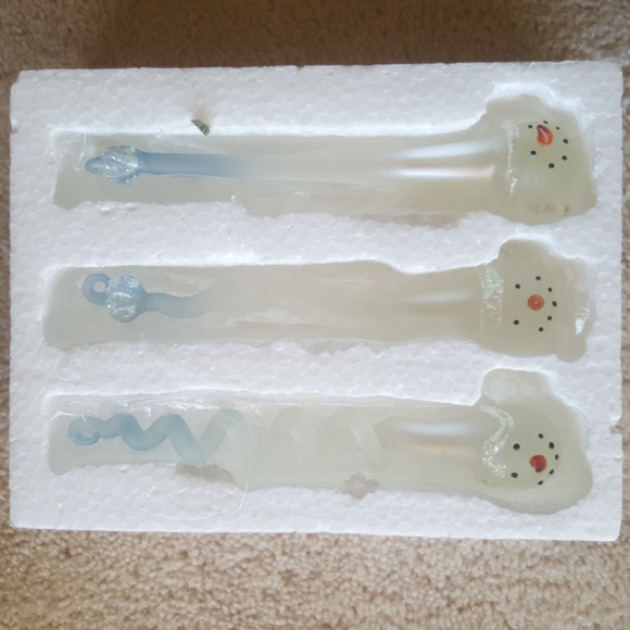 Glass Blown NWT Snowmen Ornaments Set of 3 - Picture 8 of 9